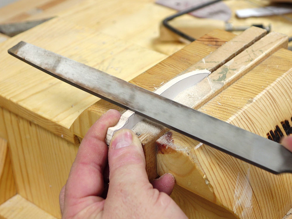 shaping the blade with the file